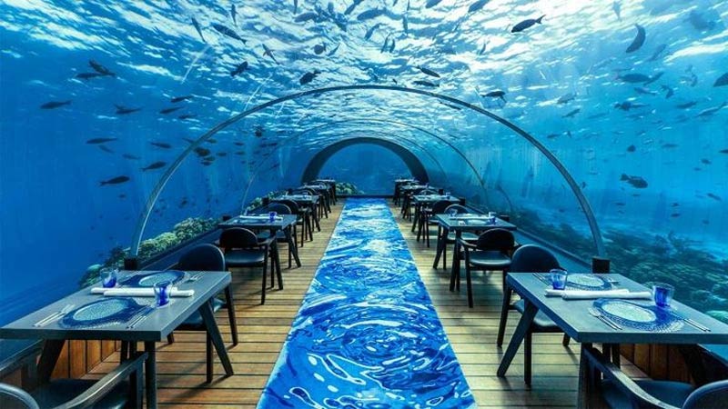 رستوران زیر دریای ایتا در مالدیو