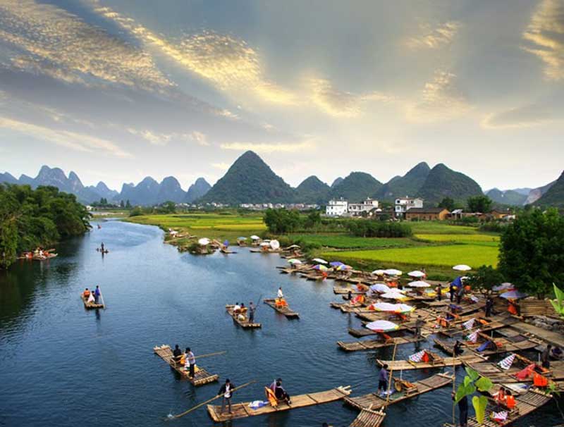 رودخانه لی اماکن توریستی چین
